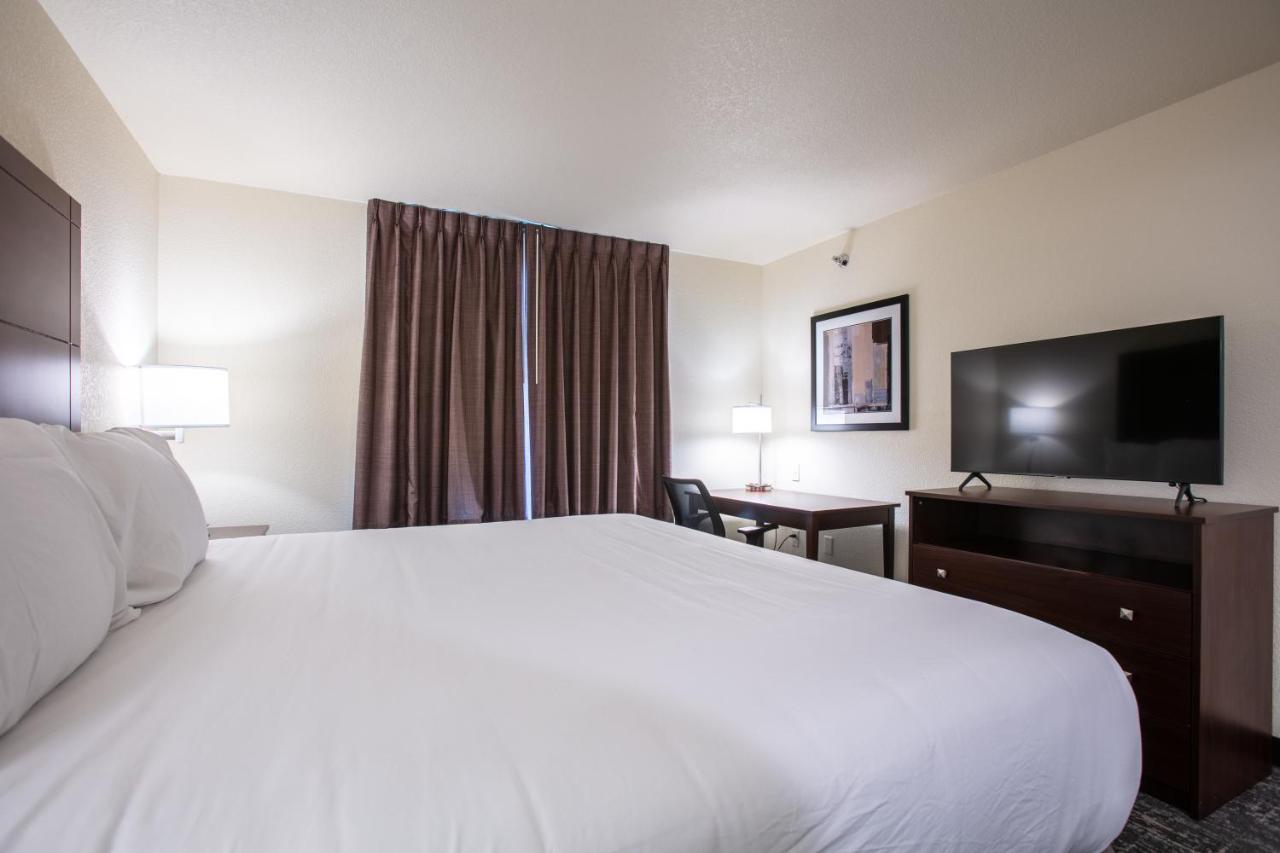 Cobblestone Inn & Suites - Pine Bluffs 외부 사진