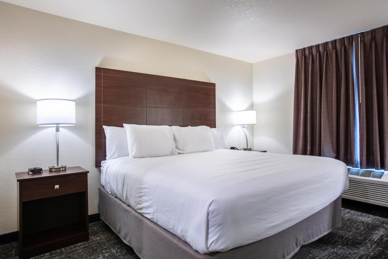 Cobblestone Inn & Suites - Pine Bluffs 외부 사진
