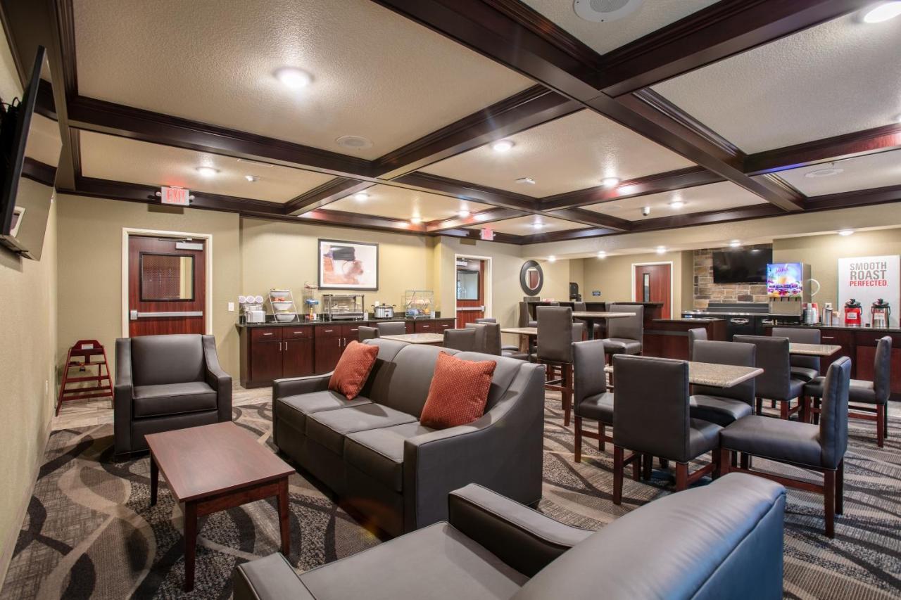 Cobblestone Inn & Suites - Pine Bluffs 외부 사진